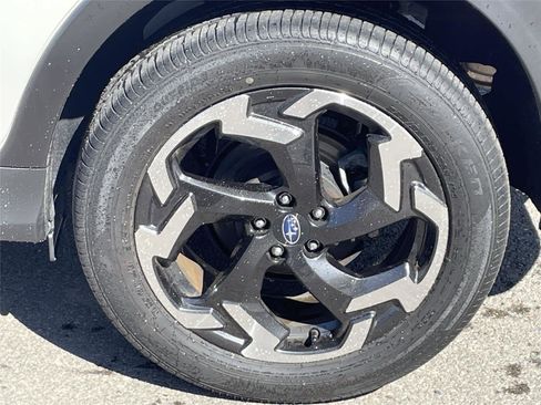 Used 2023 Subaru Crosstrek 2.5i Limited image 11