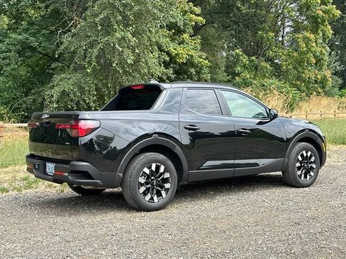 Used 2025 Hyundai Santa Cruz SEL AWD/4WD image 9