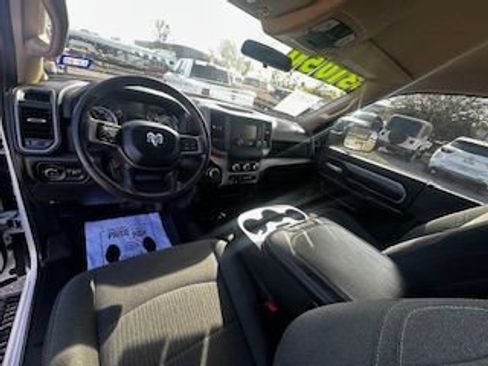 Used 2019 RAM 2500 Tradesman AWD/4WD image 11