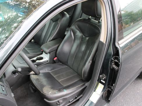 Used 2010 Mercury Milan Premier FWD image 7
