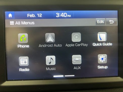 Used 2020 Hyundai Santa Fe SE w/ Cargo Package image 21