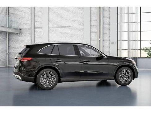 New 2025 Mercedes-Benz GLC 300 image 18