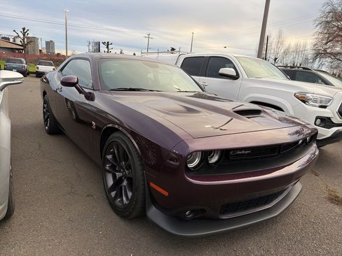 Used 2020 Dodge Challenger R/T Scat Pack image 3