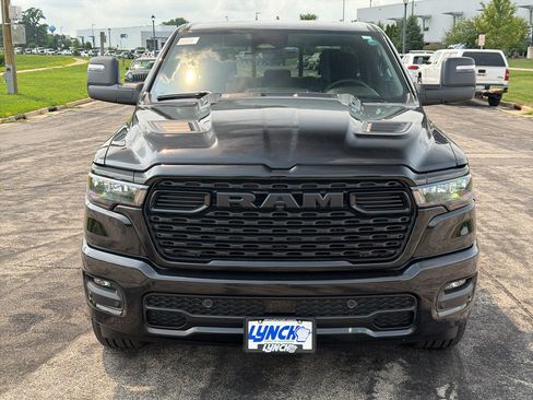 New 2026 RAM 1500 Express AWD/4WD image 7