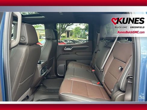 New 2026 GMC Sierra 1500 Denali w/ Denali Reserve Package AWD/4WD image 33