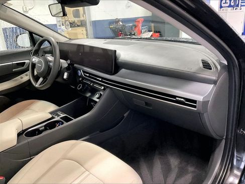 Certified 2025 Hyundai Sonata SEL FWD image 14