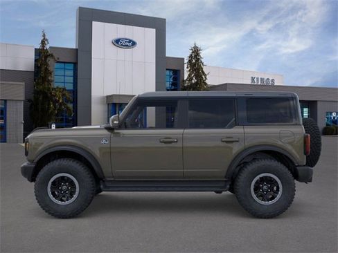 New 2025 Ford Bronco Outer Banks w/ Sasquatch Package image 3