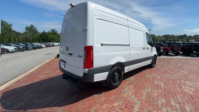 Used 2025 Mercedes-Benz Sprinter 2500 image 2