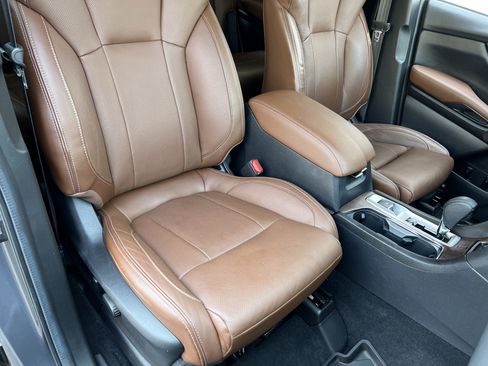 Used 2023 Subaru Ascent Touring AWD/4WD image 28
