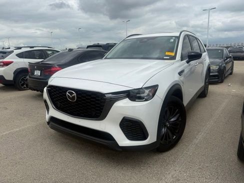 Used 2025 MAZDA CX-70 3.3 Turbo w/ Preferred Package AWD/4WD image 3