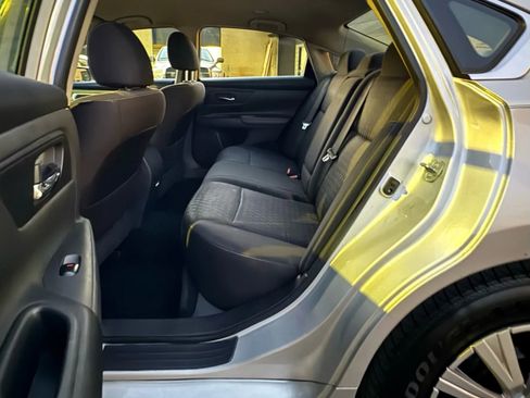 Used 2018 Nissan Altima 2.5 S w/ S Convenience Package image 12