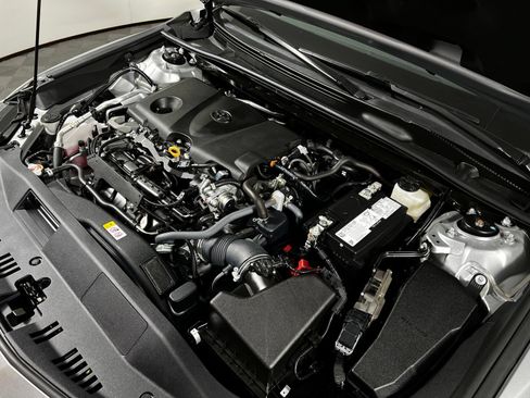 Certified 2024 Toyota Camry SE FWD image 11
