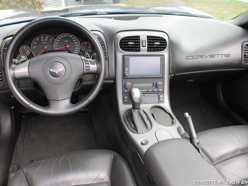Used 2007 Chevrolet Corvette Convertible w/ Preferred Equipment Group image 28