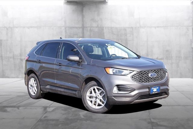 Used 2024 Ford Edge SEL w/ Convenience Package AWD/4WD image 2