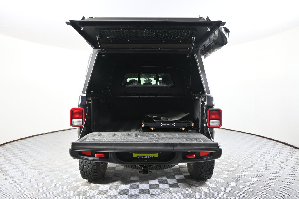 Used 2023 Jeep Gladiator Rubicon AWD/4WD image 6
