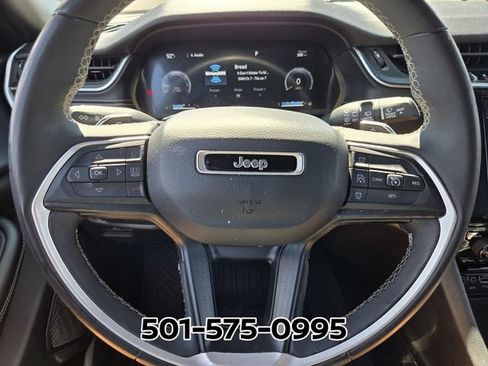 Used 2023 Jeep Grand Cherokee L Laredo AWD/4WD image 30