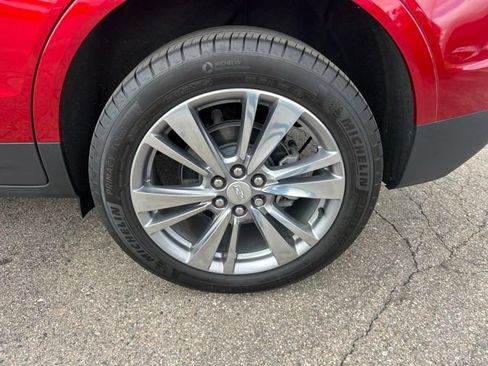 Used 2024 Cadillac XT5 Premium Luxury w/ LPO, Floor Liner Package AWD/4WD image 9