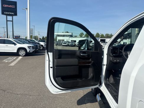 New 2026 GMC Sierra 2500 SLE w/ SLE Convenience Package AWD/4WD image 16