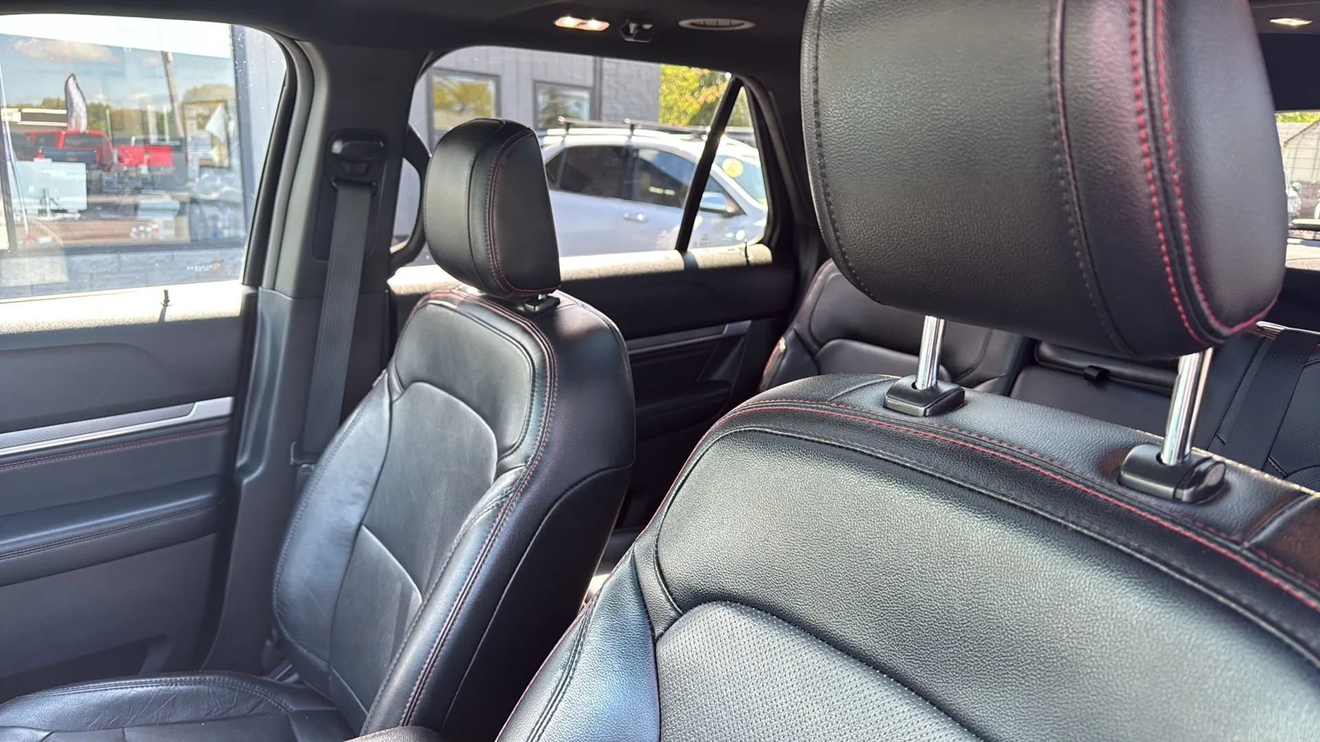Used 2019 Ford Explorer Sport AWD/4WD image 16