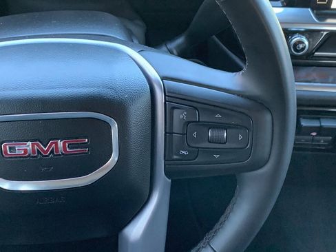 Used 2025 GMC Sierra 1500 SLT image 15