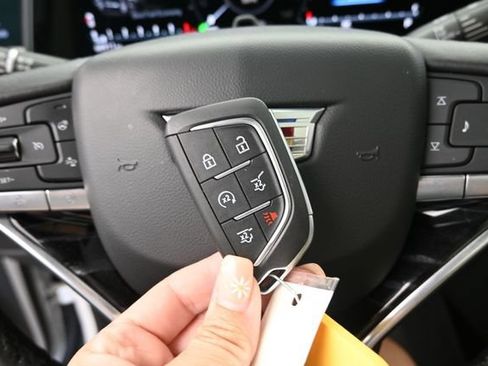 Used 2021 Cadillac Escalade Sport w/ Driver Assist Tech Package AWD/4WD image 40