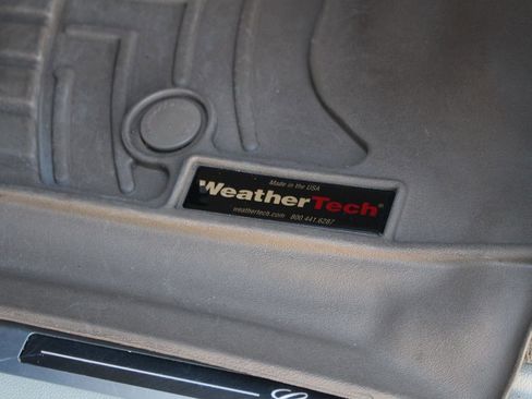 Used 2015 Cadillac Escalade ESV Premium image 12