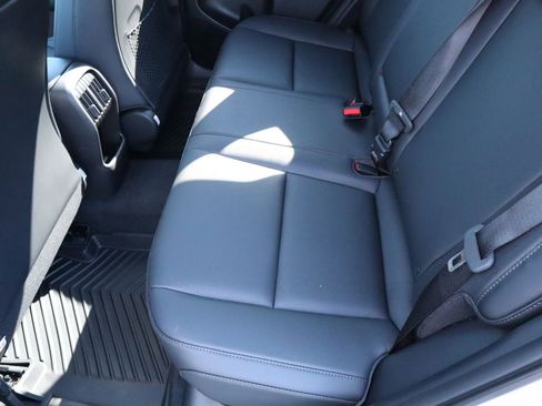 New 2026 Hyundai Kona Limited FWD image 17
