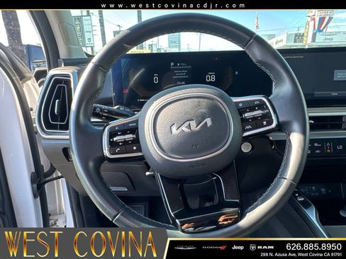 Used 2024 Kia Sorento S FWD image 24