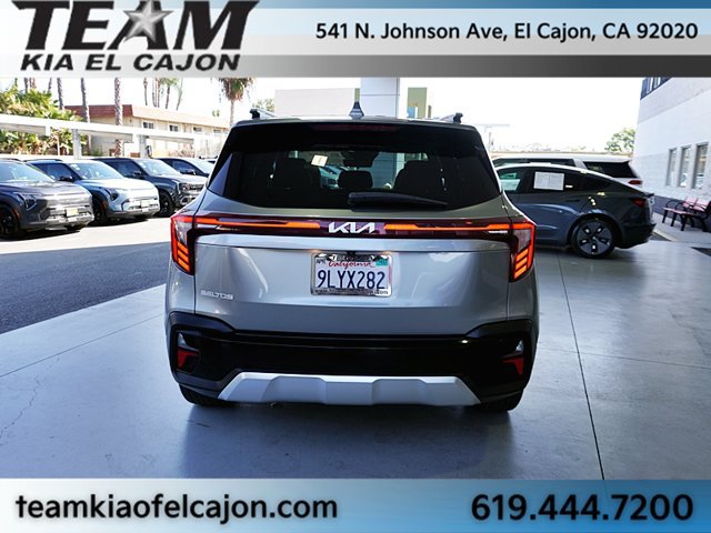Certified 2024 Kia Seltos EX FWD image 8