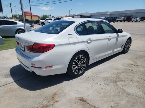 Used 2019 BMW 530e RWD image 4