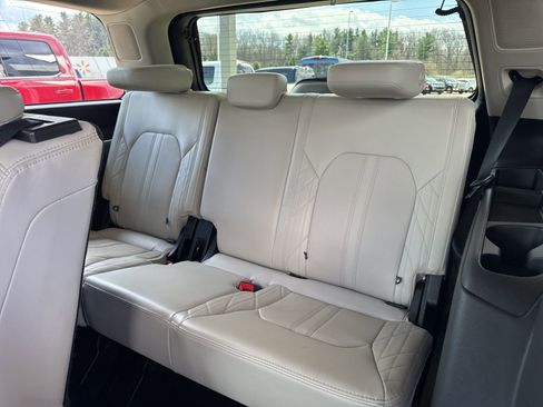 Certified 2021 Ford Expedition Platinum image 40