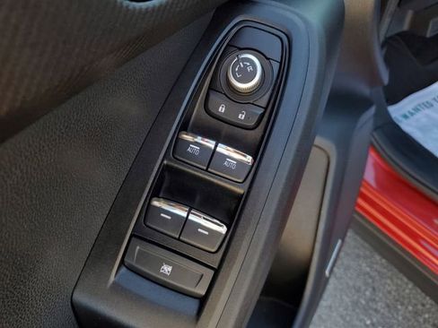 Certified 2024 Subaru Crosstrek 2.5i Limited w/ Crosstrek Mirror Package image 22