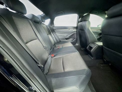 Used 2018 Honda Accord Sport image 30