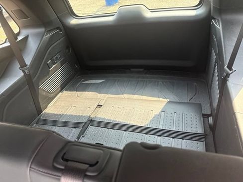 Used 2025 Chevrolet Tahoe LT w/ Comfort Package AWD/4WD image 24
