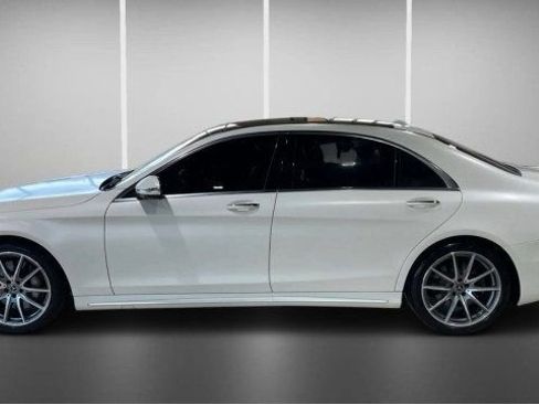 Used 2020 Mercedes-Benz S 560 Sedan image 5