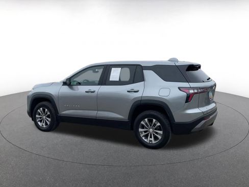 Used 2025 Chevrolet Equinox LT image 10