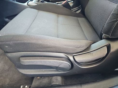 Used 2017 Kia Forte LX FWD image 32