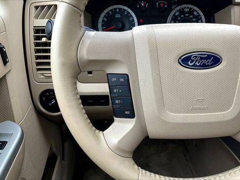 Used 2011 Ford Escape XLT w/ 203A Rapid Spec Order Code AWD/4WD image 11