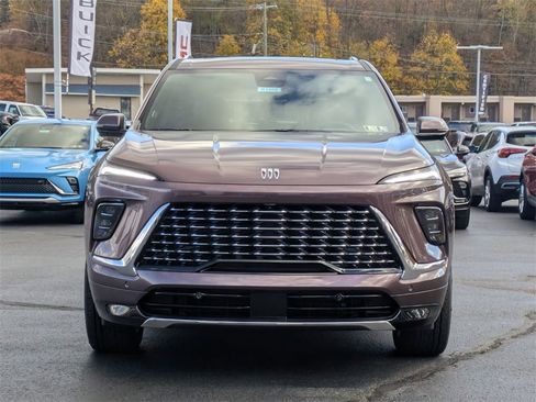 New 2026 Buick Enclave Avenir w/ Super Cruise Package image 2