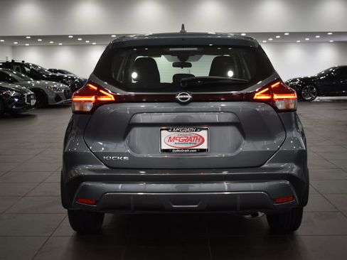 Used 2024 Nissan Kicks S image 10