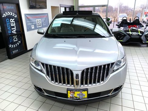 Used 2014 Lincoln MKX FWD w/ Equipment Group 102A image 4