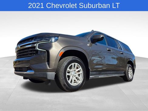 Used 2021 Chevrolet Suburban LT image 10