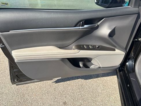 Used 2024 Toyota Camry XSE w/ Navigation Package FWD image 17