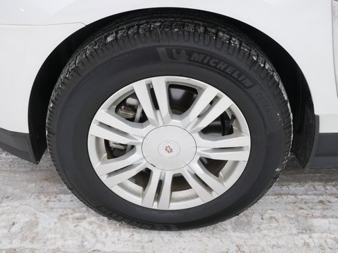 Used 2013 Cadillac SRX Luxury image 4