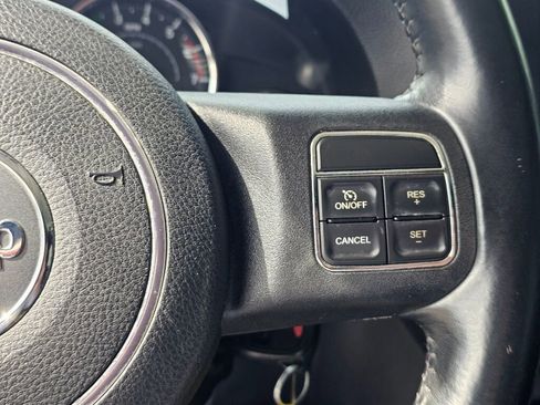 Used 2012 Jeep Wrangler Unlimited Sahara w/ Dual Top Group image 29