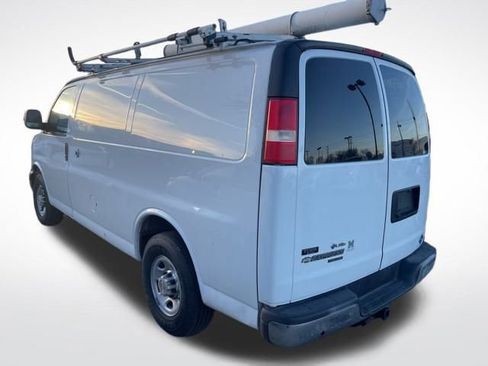 Used 2014 Chevrolet Express 2500 Work Van w/ Cold Climate Package image 7