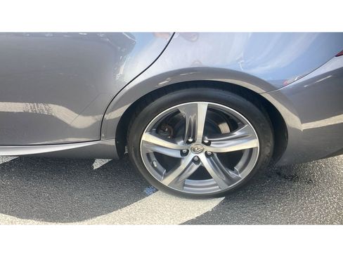 Used 2018 Lexus IS 300 AWD image 21