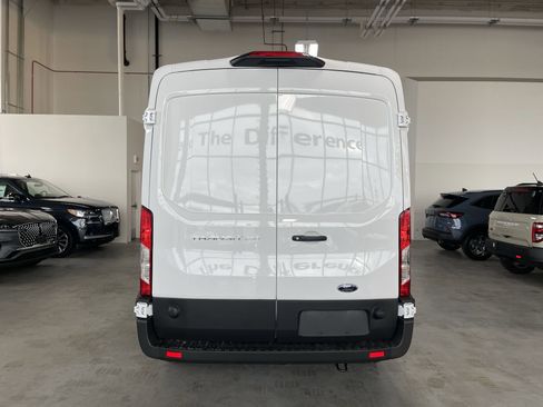 New 2024 Ford Transit 250 148 Medium Roof image 46