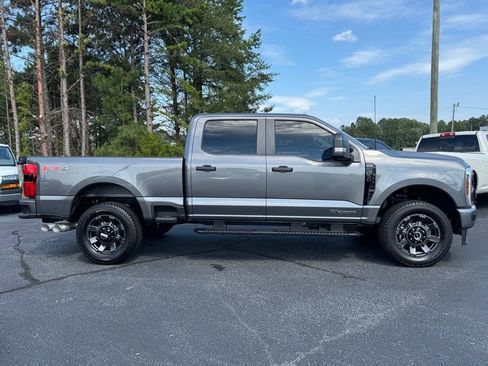 Used 2025 Ford F350 XL w/ STX Appearance Package image 2