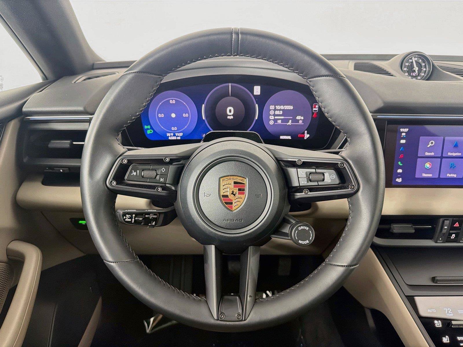 Certified 2026 Porsche Macan Electric RWD image 12